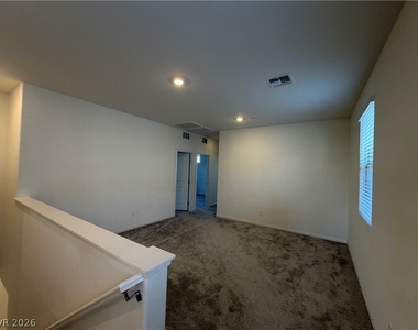 11836 Black Canary Avenue - Photo Thumbnail 16