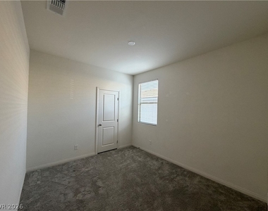 11836 Black Canary Avenue - Photo Thumbnail 27