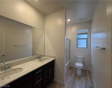 11836 Black Canary Avenue - Photo Thumbnail 37