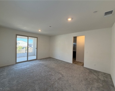 11836 Black Canary Avenue - Photo Thumbnail 20
