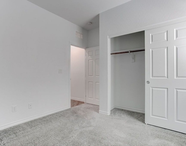 7106 Calvert Cliffs Street - Photo Thumbnail 19