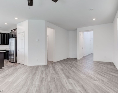 7106 Calvert Cliffs Street - Photo Thumbnail 7