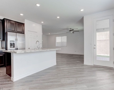 7106 Calvert Cliffs Street - Photo Thumbnail 14