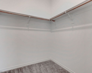 7106 Calvert Cliffs Street - Photo Thumbnail 38