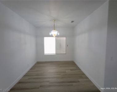 7501 Frontier Ranch Lane - Photo Thumbnail 4