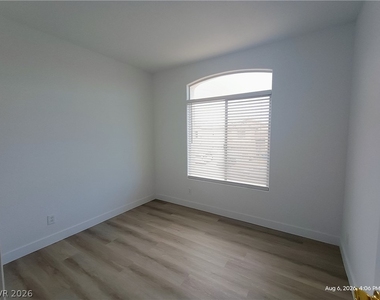 7501 Frontier Ranch Lane - Photo Thumbnail 12