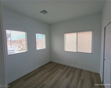 7501 Frontier Ranch Lane - Photo Thumbnail 11