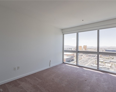 4471 Dean Martin Drive - Photo Thumbnail 28