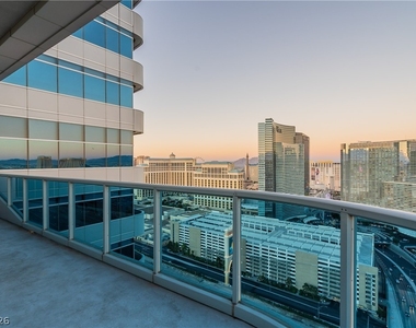 4471 Dean Martin Drive - Photo Thumbnail 45