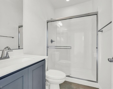 11556 Kindle Corner Avenue - Photo Thumbnail 7