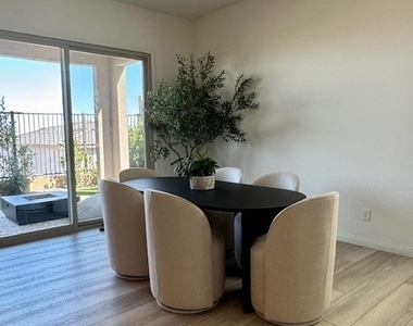 1598 Crowned Eagle Street - Photo Thumbnail 14
