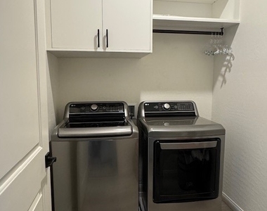 1598 Crowned Eagle Street - Photo Thumbnail 32
