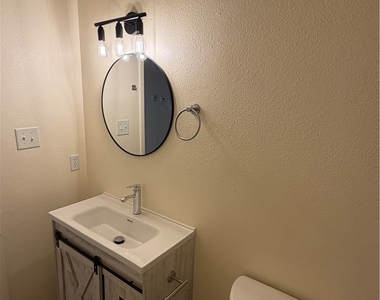 6941 Appleton Drive - Photo Thumbnail 16