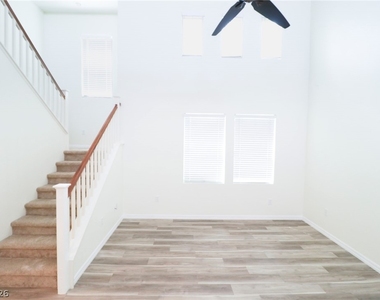 1510 Plaza Centre Drive - Photo Thumbnail 6