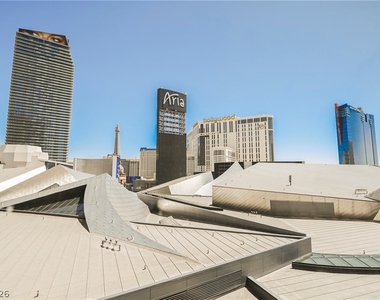 3722 Las Vegas Boulevard - Photo Thumbnail 41