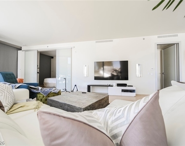 3722 Las Vegas Boulevard - Photo Thumbnail 13