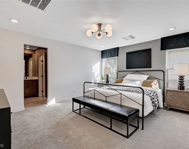 7977 Texas Hills Street - Photo Thumbnail 14