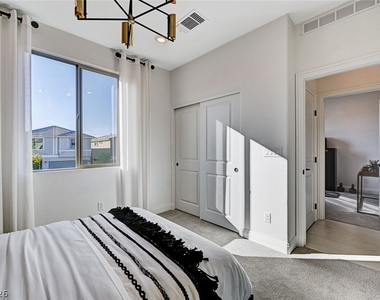 7977 Texas Hills Street - Photo Thumbnail 12