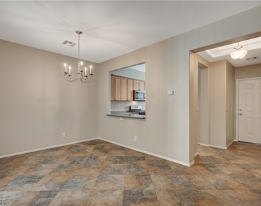 10592 Valdosta Avenue - Photo Thumbnail 13