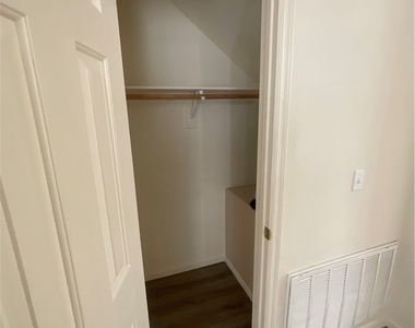 1505 Cimarron Crest Street - Photo Thumbnail 17