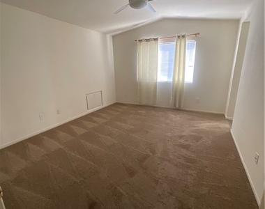 1505 Cimarron Crest Street - Photo Thumbnail 11