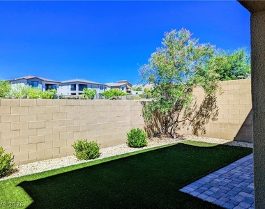 719 Foreign Reef Way - Photo Thumbnail 22