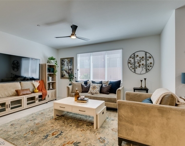 1535 Maria Crossing Avenue - Photo Thumbnail 7
