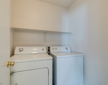 9321 Copper Bay Avenue - Photo Thumbnail 31