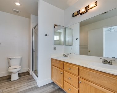 9321 Copper Bay Avenue - Photo Thumbnail 41