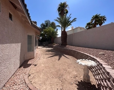 1313 Waterford Falls Avenue - Photo Thumbnail 36