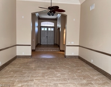 1313 Waterford Falls Avenue - Photo Thumbnail 13