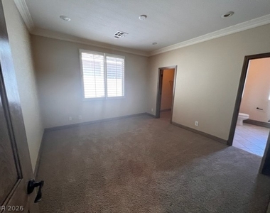 1313 Waterford Falls Avenue - Photo Thumbnail 25
