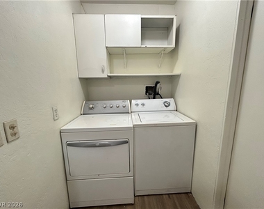 373 N Bruce Street - Photo Thumbnail 17