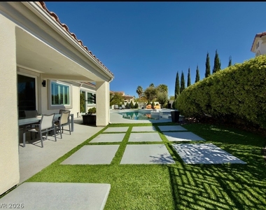 1524 Breeze Canyon Drive - Photo Thumbnail 10