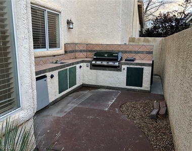 9724 Sandmist Avenue - Photo Thumbnail 31