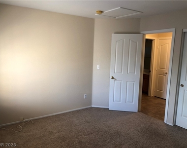 9724 Sandmist Avenue - Photo Thumbnail 24