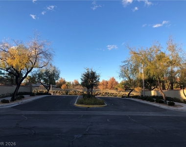 9724 Sandmist Avenue - Photo Thumbnail 1