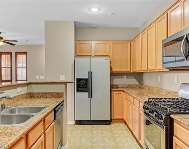 10731 Myrtle Grove Avenue - Photo Thumbnail 15