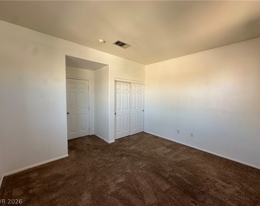 10129 Snow Crest Place - Photo Thumbnail 21