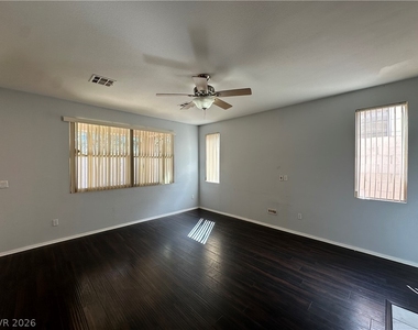 10129 Snow Crest Place - Photo Thumbnail 13