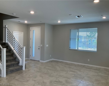 510 Mahogany Ridge Street - Photo Thumbnail 2