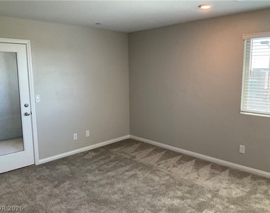 510 Mahogany Ridge Street - Photo Thumbnail 4