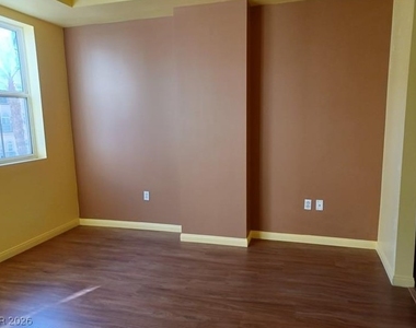 2405 W Serene Avenue - Photo Thumbnail 4