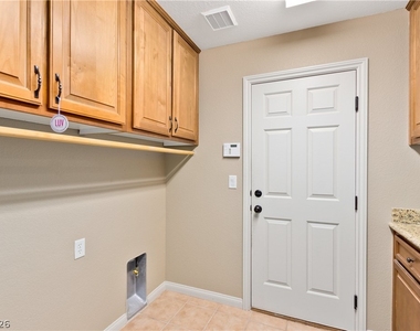8461 Moondance Cellars Court - Photo Thumbnail 23