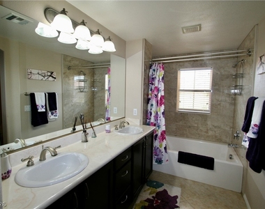 820 Canterra Street - Photo Thumbnail 21