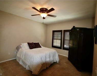 820 Canterra Street - Photo Thumbnail 14