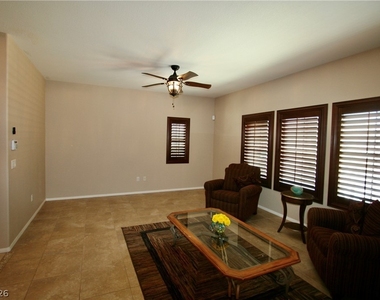 820 Canterra Street - Photo Thumbnail 4