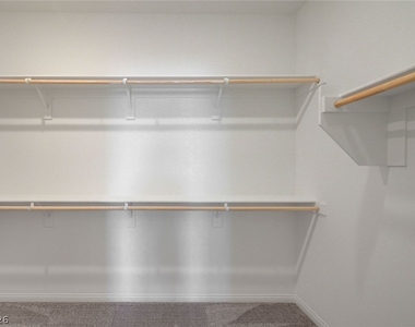 242 Freeport View Place - Photo Thumbnail 10