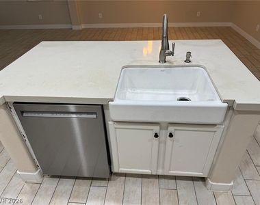 11250 Hazel Rock Street - Photo Thumbnail 8