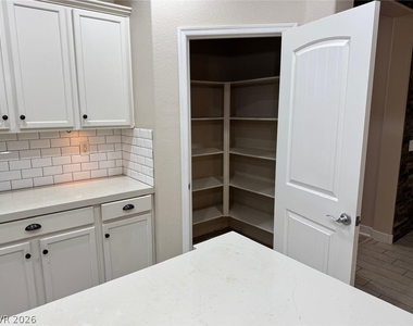 11250 Hazel Rock Street - Photo Thumbnail 6
